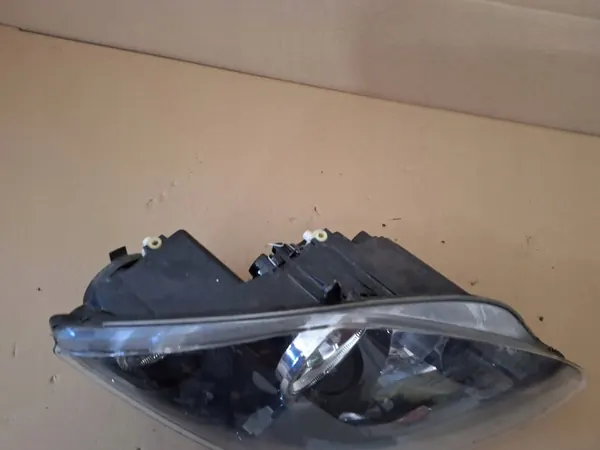 Farol dianteiro direito SEAT LEON II LIFT 2009- ALTEA TOLEDO image 2