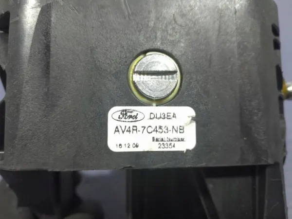 Selector de Marchas Ford Kuga MK1 OEM AV4R-7C453-NB image 5