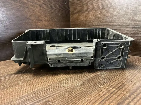 Iveco Daily 3:e gen batteribas OEM 504094417 image 3