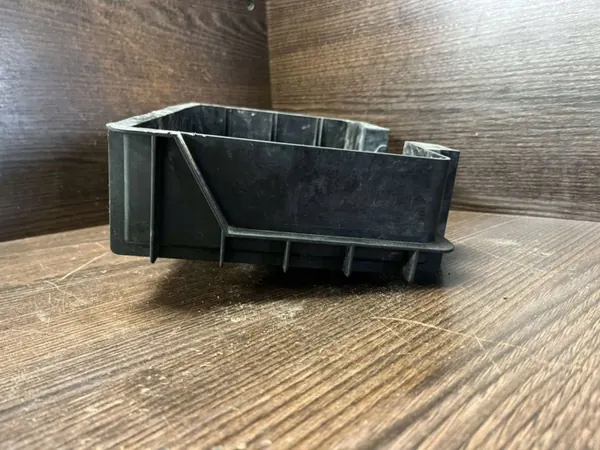 Iveco Daily 3:e gen batteribas OEM 504094417 image 4