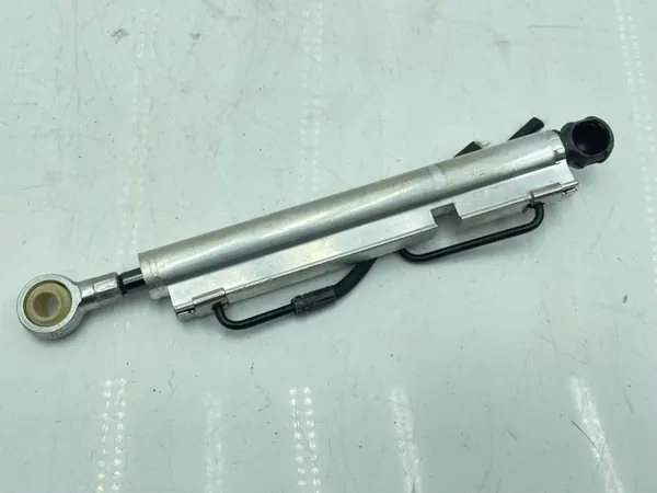 BMW Viktaktslås OEM BCE22368 - Begagnad image 3