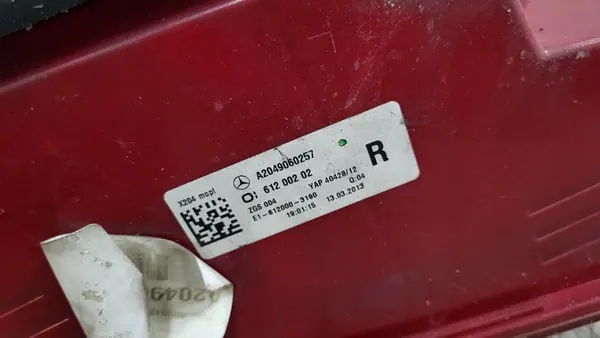 Rechter achterlicht Mercedes GLK Lift A2049060257 image 5