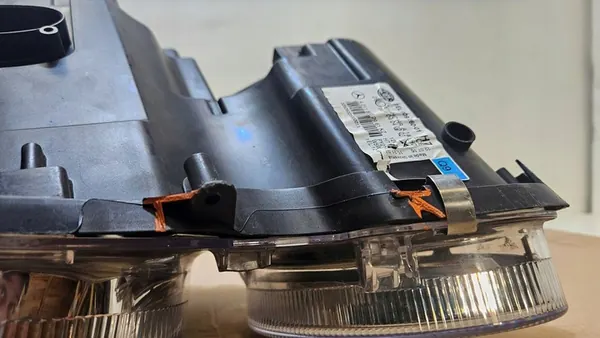 Voorste linker koplamp Mercedes E-Class W211 A2118202961 image 3