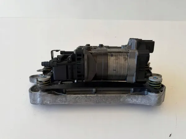 Porsche Macan veringcompressor OEM 95C616007Q image 2