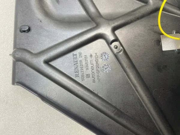Oikea moottorisuojus OEM 508422620R Renault Trafic III:lle image 7