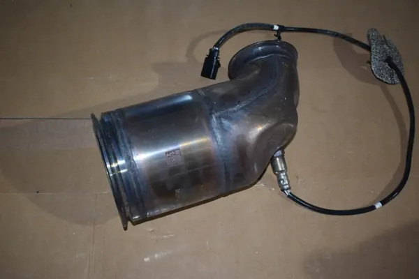 Catalyseur Droit OEM 9A725435000 Porsche Panamera image 3