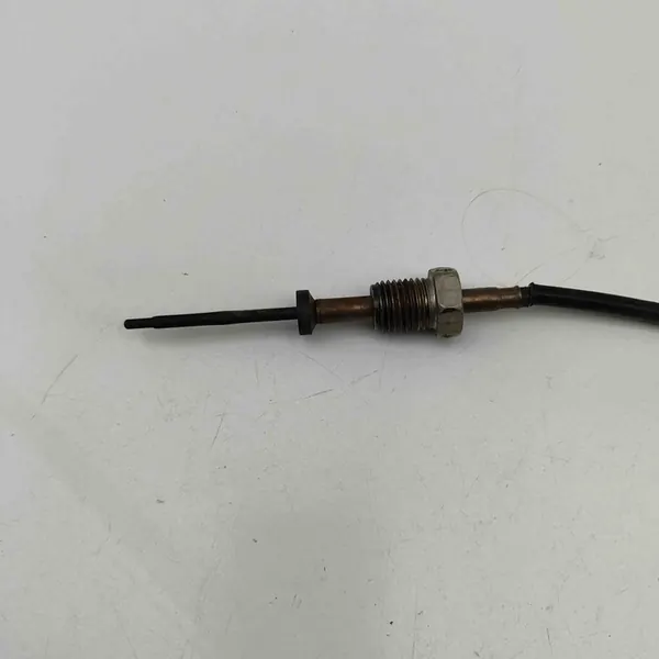 Sensor de Temperatura de Escape VW Caddy V 2.0L 05L906088AL image 4