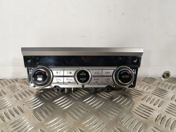 Subaru OE ilmastointipaneeli OEM 72311AL011 image 2