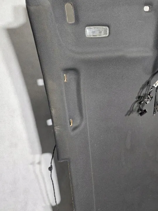 Clip de teto Audi OE usado OEM 4F5867505 image 4