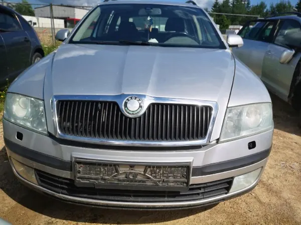 Öljypumppu OEM 03G115105 Skoda Octavia 2.0L image 6