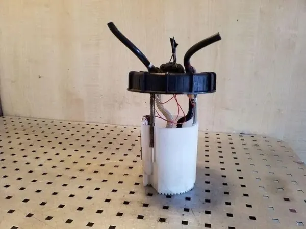 Pompe à carburant Ford OEM AV61-9275-BC C-MAX MK2 image 3