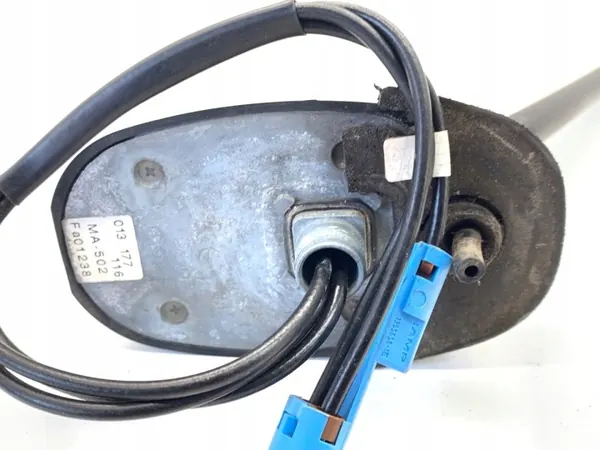 OEM 013177116-antenni Opel Vectra C Hatchbackille image 3