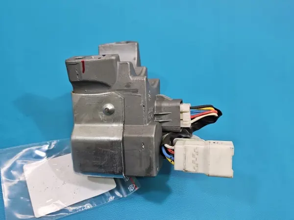 Hyundai I40 Ohjauslukko 81900-3Z000 OEM image 5