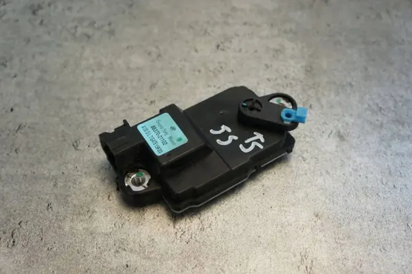 Actuador de cierre central OEM 88370-21102 para SsangYong Rodius II image 2