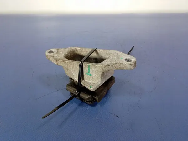 Soporte de Muelle Trasero Volvo OE - Estado Usado image 3
