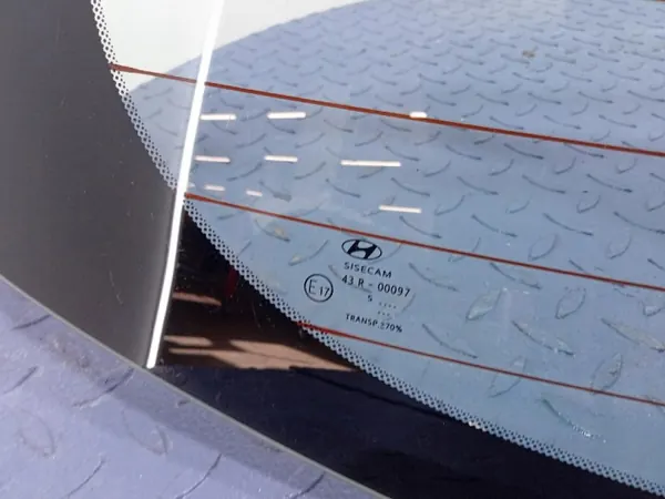 OEM Ambit-986357- bakluckeruta för Hyundai i20 image 3