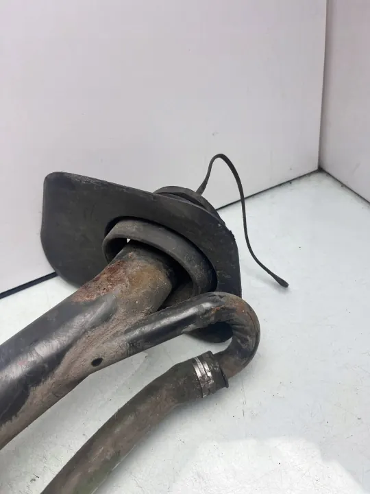 Fiat Ducato Kraftstoff-Einfüllstutzen OEM 341603080 image 4