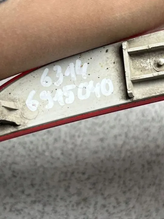 OEM 63146915040 Takapuskurin Heijastinsarja BMW E60/E61 image 3