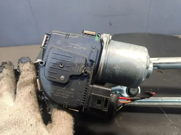 Scheibenwischermotor Mercedes W213 W257 OEM 2138205104 image 5