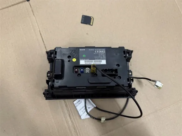 Navigatiedisplay OEM 259151852R voor Renault Traffic II image 5
