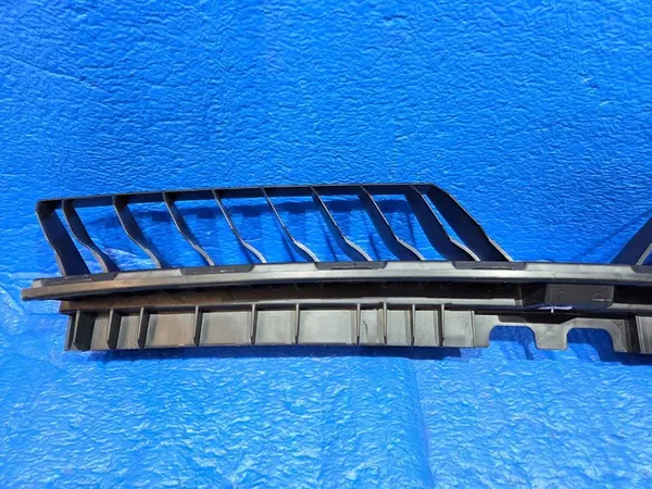 Reforço de para-choque dianteiro Volkswagen Touareg III image 4