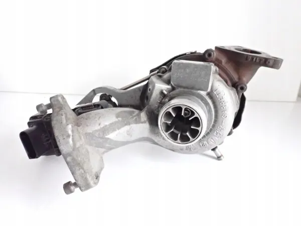 Turbocompresor OEM 057145874T para Audi A8 D4 Q7 4.2 V8 TDI image 5