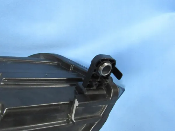 Vasen VW Caddy 2K1 Halogeenivalo image 9