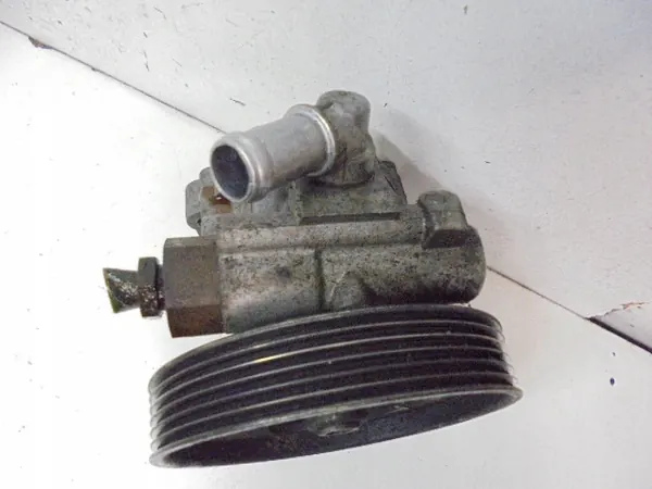 Servostyrningspump Peugeot 406 2.0 HDI OEM 9640830580 image 4