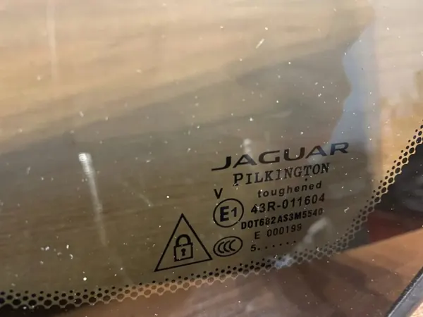 Vitre arrière carrosserie OEM 43R011604 Jaguar XF X260 image 5