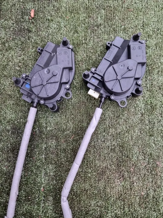BMW X5 G05 vasen takaluukun lukko OEM 7461674 image 3