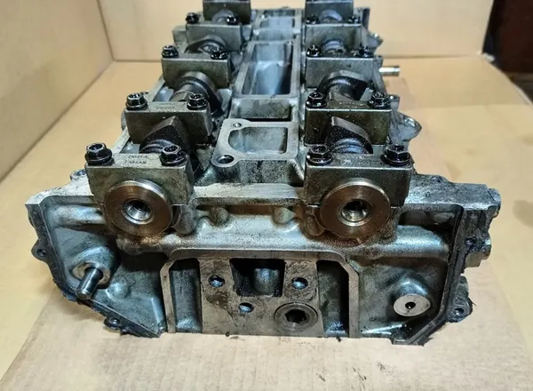 Cylinder Head Ford Mazda 1.8 Duratec image 5