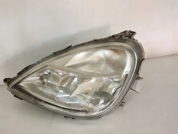 MERCEDES A-KLASA W168 RECHTER KOPLAMP A1688200461 image 3