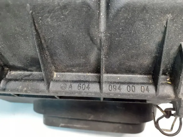 Ilmansuodattimen kotelo Mercedes-Benz C W202 A6040940004 image 9