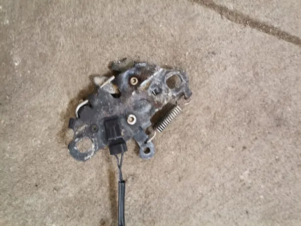 Fecho capô Peugeot 2008 OEM ngfdewdd - Usado image 4