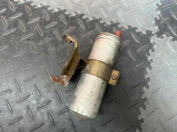 OEM ssa352f061 Klimasensor-Halterung für Mitsubishi Lancer image 2