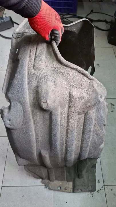 Vasemman etulokasuojan suojus Toyota RAV4 53875-42090 image 3