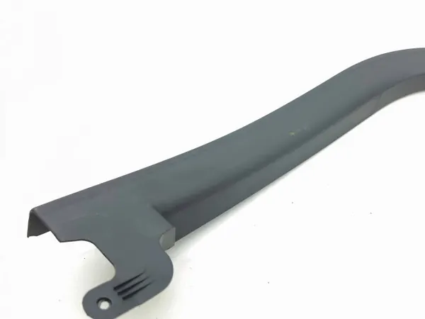 Ford Mustang Mach-E Heckfensterleiste OEM LJ8BR247B56A image 5