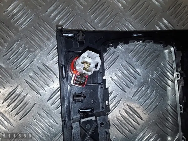 Interruptor Audi Q7 OEM AM-511568 - Estado usado image 4