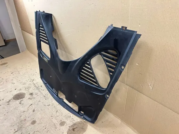 Maserati Quattroporte 2008 Front Belt Cover OEM 067065000 image 4