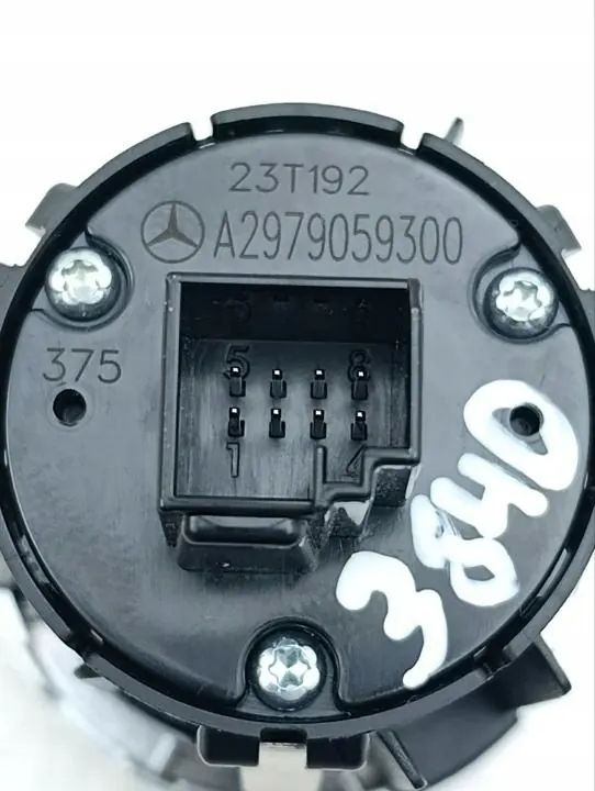 Motor Start/Stopp Knopf Mercedes-Benz OEM A2979059300 image 8