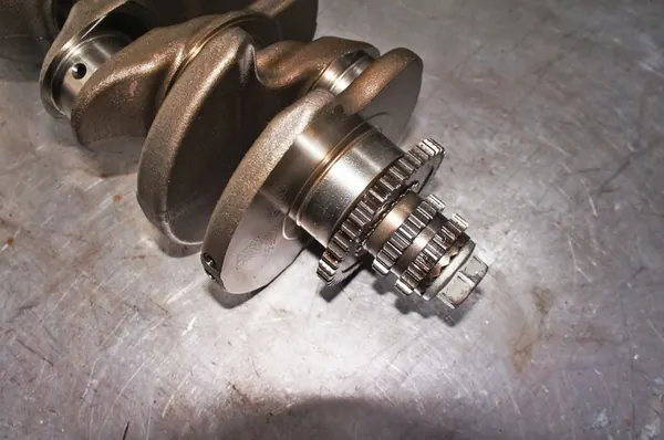 Audi Q3 I 8U 2.0TFSI Vevaxel UP321 050105189B image 2