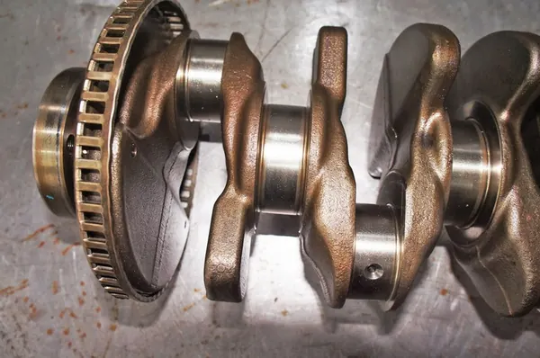 Audi Q3 I 8U 2.0TFSI Vevaxel UP321 050105189B image 4