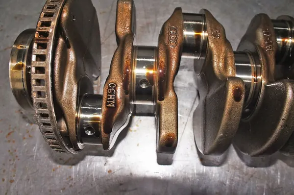 Audi Q3 I 8U 2.0TFSI Vevaxel UP321 050105189B image 7