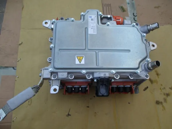 Renault Arkana 1.6 E-Tech Wandler OEM 231C18318R image 2