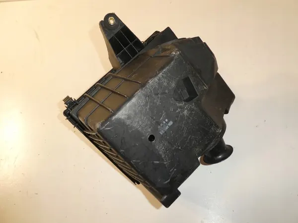 Ilmansuodattimen kotelo VW T4 074129620 image 2