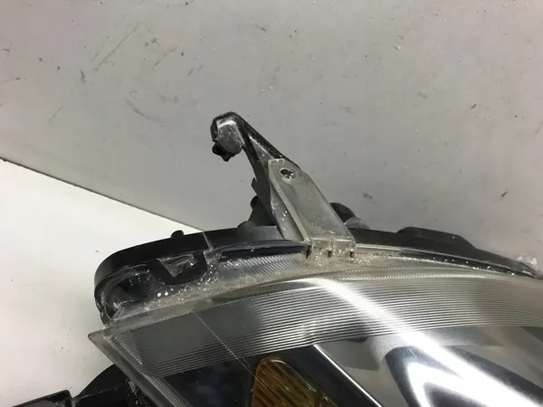 FIAT CROMA II LIFT 08- Farol Dianteiro Direito OEM 51816980 image 7