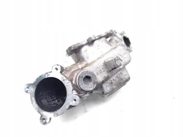 Refroidisseur EGR Subaru d'occasion OEM No MPN Legacy image 6