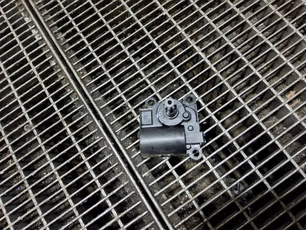 Núcleo Aquecedor Kia Ceed II OEM D332-ATBAA02 image 3