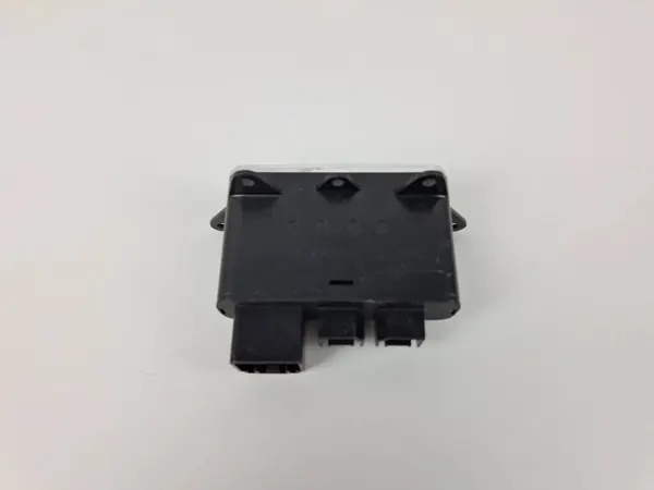AUX-pistorasia Maserati Levante OEM 670104961 image 7