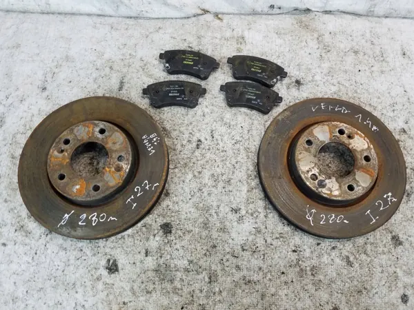 OEM FHU_PARTS Remschijf & Blokken Voor Kia Venga image 2